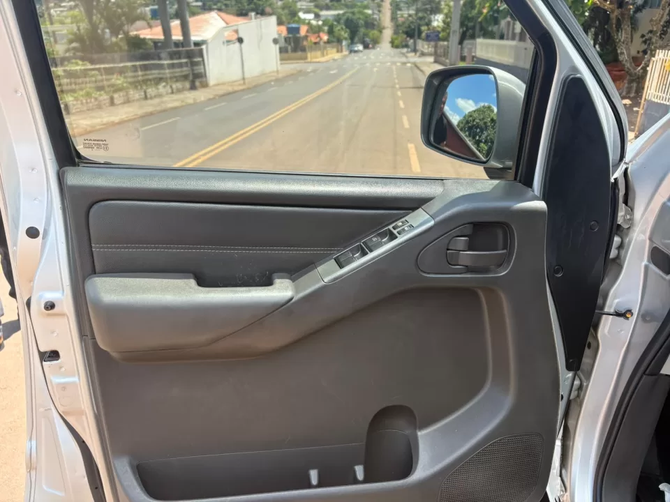 Nissan Frontier